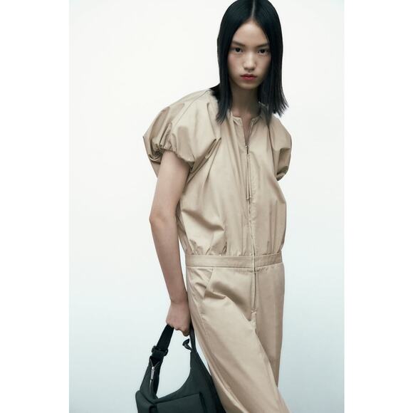 NWT Zara Voluminous Jumpsuit XS Khaki Beige Zip Flight Suit Utility Minimalist - Picture 2 of 12